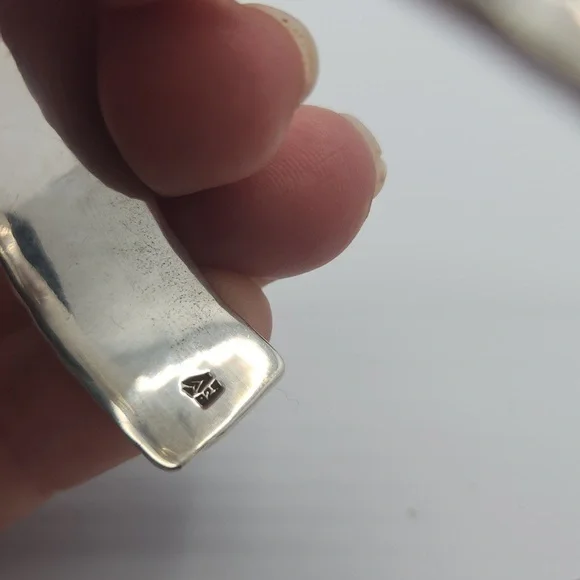 Silpada Sterling Silver Hammered Cuff Bracelet - Picture 4 of 4